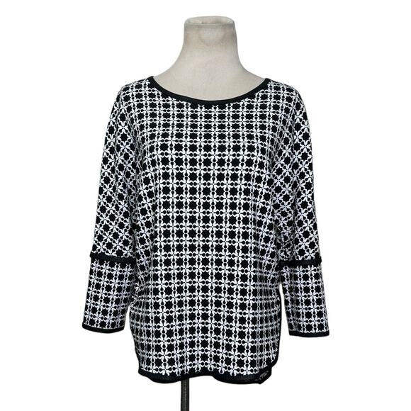 Max Studio black white floral 3/4 sleeves knit tunic top size small - Picture 1 of 12
